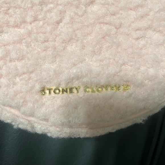 NWT Stoney Clover Lane X Minnie Sherpa crossbody- make an offer - Picture 5 of 9